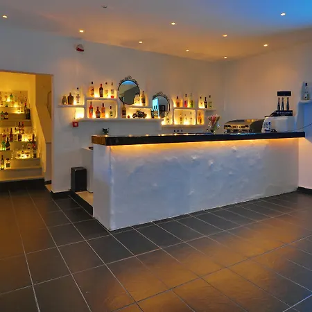 Hotel Hotel Adamas 2*