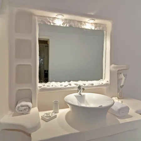 Hotel Adamas Hotel 2*