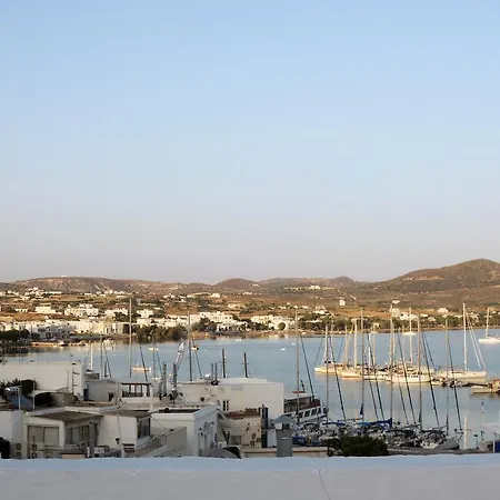 Hotel Adamas אדאמאס