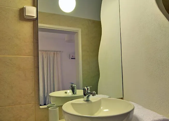 Hotel Hotel Adamas 2*